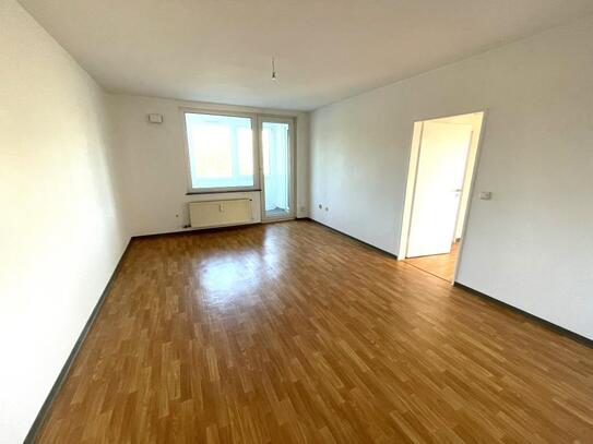 Jetzt zugreifen! Gepflegte 2,5-Zimmer-Wohnung mit Loggia in Wolfsburg Vorsfelde