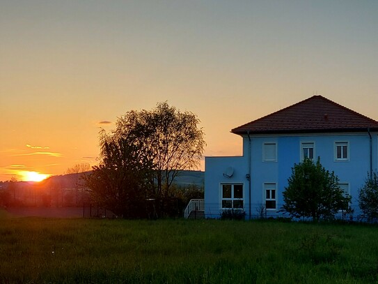 NEUWERTIGES TRAUMHAUS IN BESTLAGE MIT VIELEN HOCHWERTIGEN AUSSTATTUNGSDETAILS IN AUSSICHTSLAGE MIT HOHER LEBENSQUALITÄT…