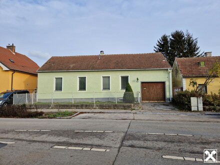 LANDHAUS MIT BAULANDRESERVE IN SEHR GUTER, RUHIGER UND BEGEHRTER WOHNLAGE MIT HERRLICHEM ALTBAUMBESTAND UND WEITBLICK I…