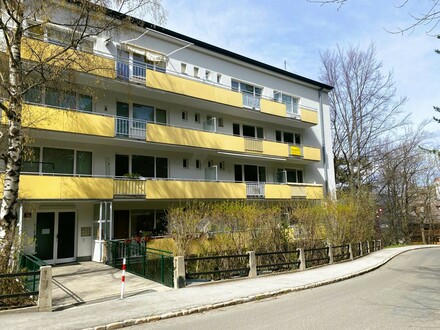 Sommerfrische pur! 3-Zimmer Wohnung, großer Balkon!