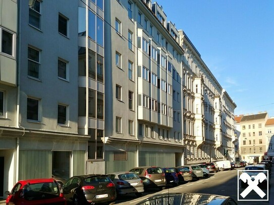 Garagenstapelplatz zu vermieten Nähe Krankenhaus Rudolfstiftung