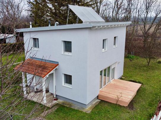 *** Einmaliges Weihnachtsangebot*** Freistehendes Haus mit Solaranlage und Eigengrund von 455 m² inkl. Küche !!!