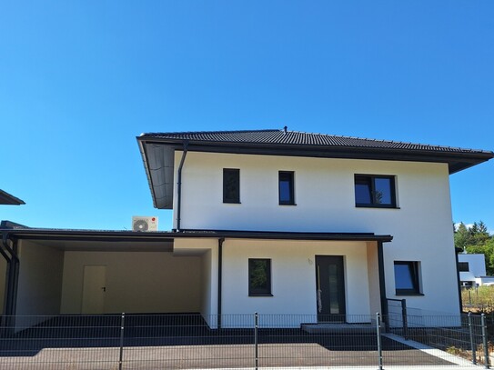 EINFAMILIENHAUS TOP 2 - ST. GEORGEN - INKL. DOPPELCARPORT UND TERRASSENÜBERDACHUNG