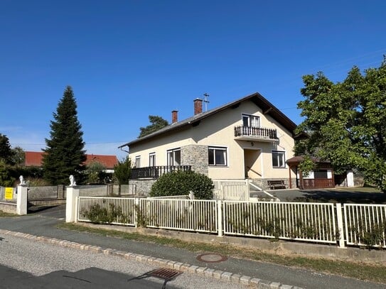 Ideal für Ruhe- und Naturliebhaber: Ehemaliger Bauernhof in ländlicher Idylle