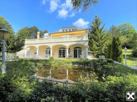 Exklusive traumhafte Luxusvilla in Bestlage mit herrlichem Panoramablick auf 2300m² Grund!