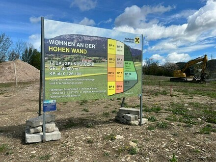 ebener Baugrund für Ihr Traumhaus nahe der Hohen Wand!