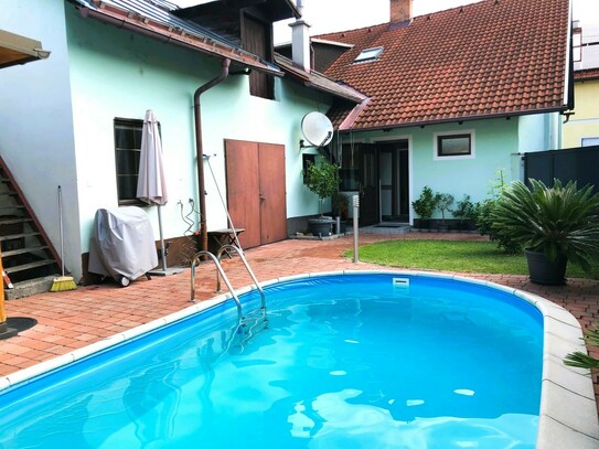 *NEUER PREIS*sofort bezugsfertiges Haus mit Innenhof, der Pool ist schon da!