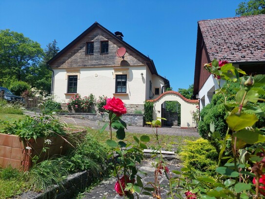 Traumhaftes Einfamilienhaus mit großem Garten und Erlaufzugang