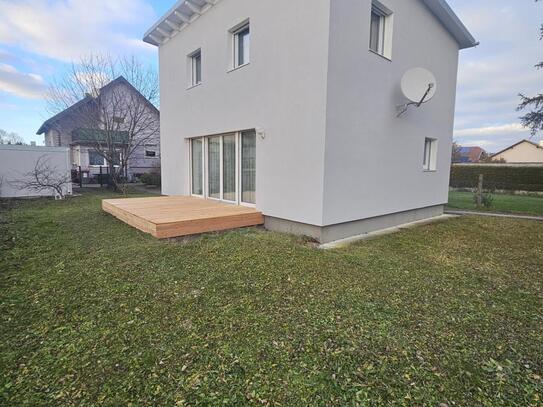 *** Neujahrshit*** Freistehendes Haus mit Solaranlage und Eigengrund von 455 m² inkl. Küche !!!