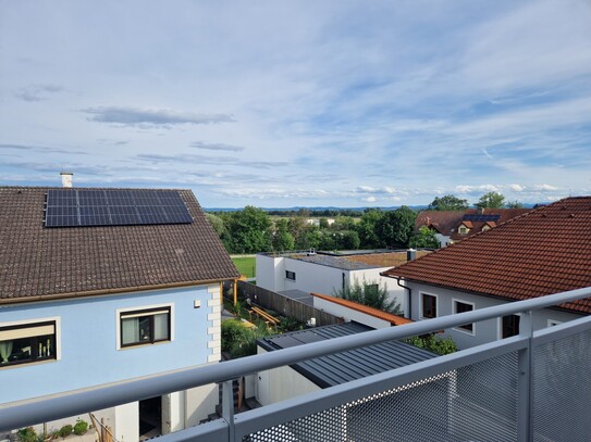 LICHTDURCHFLUTETE TERRASSENWOHNUNG MIT TOLLEM AUSBLICK - PROVISIONSFREI - ÜBERGABE ERFOLGT BEZIEHBAR UND SCHLÜSSELFERTI…