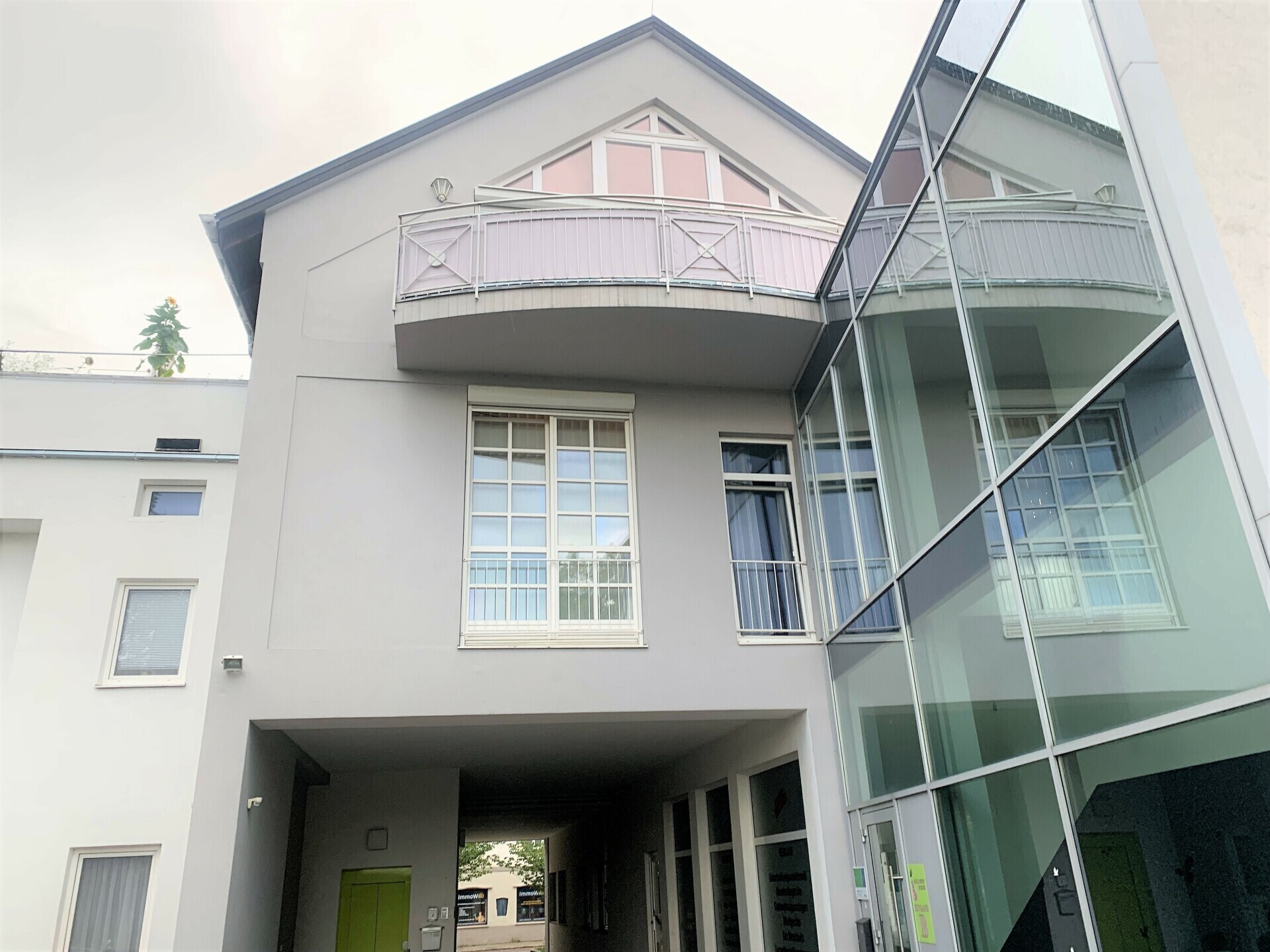                                                               Behagliche Wohnung im 1. Liftstock mitten im Zentrum! UNBEFRISTET!                                                       in Neunkirchen (Miltenberg)