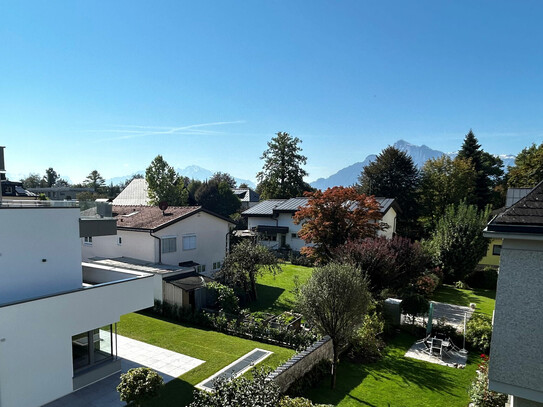 Repräsentative Doppelhaushälfte nahe der Salzach