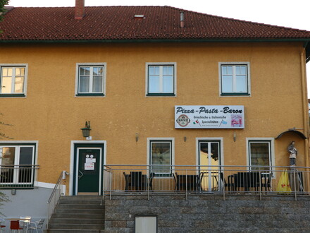 Büroflächen (dzt. Wohnung) im OG in Zentrumslage mit guter Kundenfrequenz