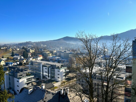 Ganz oben - Eigentumswohnung in zentraler Lage mit tollem Stadtblick