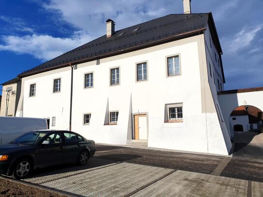 Top 1.02 Mietwohnung im ehem. Bräuhaus Stift Wilhering 1. OG ohne Balkon