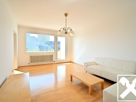 Sonnige Dreizimmerwohnung nähe CITYGATE