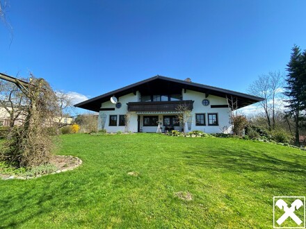 Herrliches Anwesen in Aussichtslage