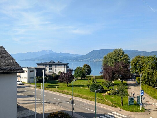 Top-Wohnung mit Blick zum Attersee