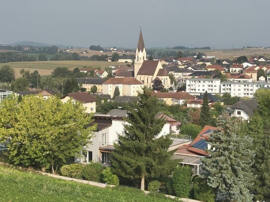 Single-Pärchenwohnung mit Terrasse und kleinem Gartenanteil