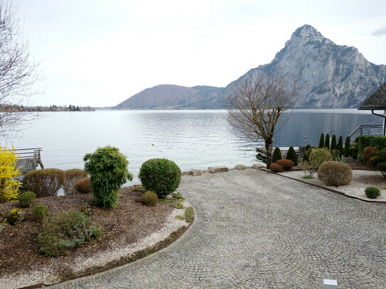 Sommerfrische neu erleben! - Luxusobjekt im Herzen des Salzkammerguts direkt am Traunsee