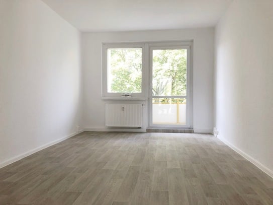 Wir sanieren für Sie! 3 Raum Wohnung mit Balkon