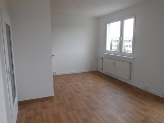 Wir sanieren! 3 Zimmer mit Balkon