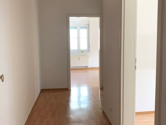 Starten Sie in den Frühling mit einer frisch renovierten Wohnung!