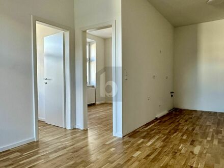 SANIERTER HELLER ALTBAU MIT TOP INFRASTRUKTUR NÄHE U1