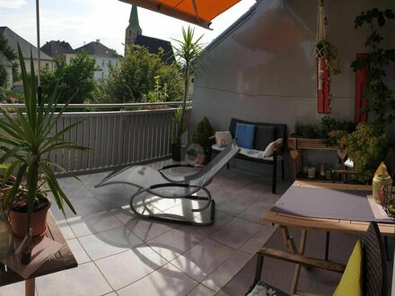 IN RUHIGER LAGE MIT SONNIGER DACHTERRASSE!