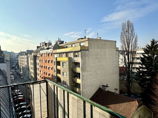 MIT WEST-BALKON IN RUHELAGE UND GUTER INFRASTRUKTUR