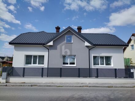 GENERALSANIERT & EIGENER CHARAKTER IN BEIDEN HÄLFTEN