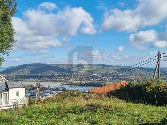 UNVERBAUBARER BLICK AUF DIE DONAU UND DAS STIFT!