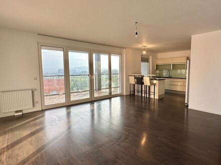 TRAUMWOHNUNG MIT SÜD-LOGGIA