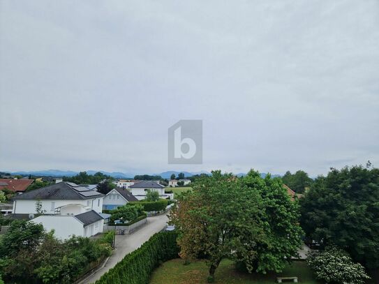 GROSSZÜGIGES PENTHOUSE MIT PANORAMABALKONEN!