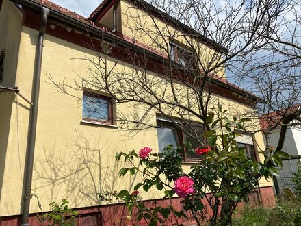 BASTLERPARADIES MIT GROSSEM GARTEN IN RUHELAGE