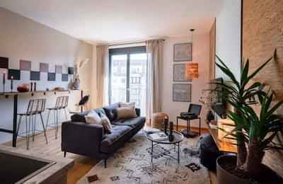 Book Awbari, Berlin Student Accommodation | Amber