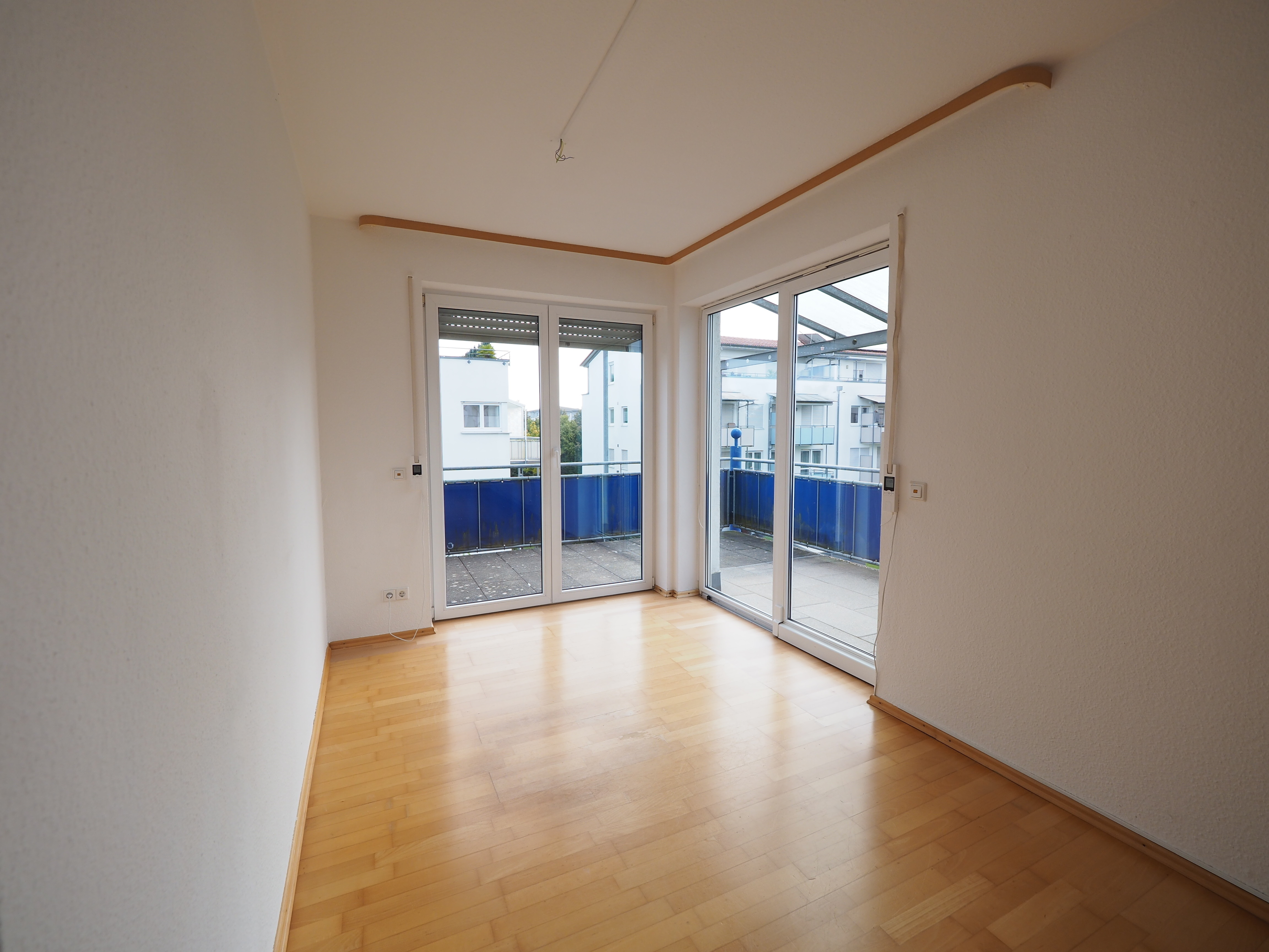 +WILEY+ Schicke Etagenwohnung mit 40 m² Wohnzimmer in ruhiger Wohnlage – 89231 Neu-Ulm, 89231 Neu-Ulm – Vorschaubild 10
