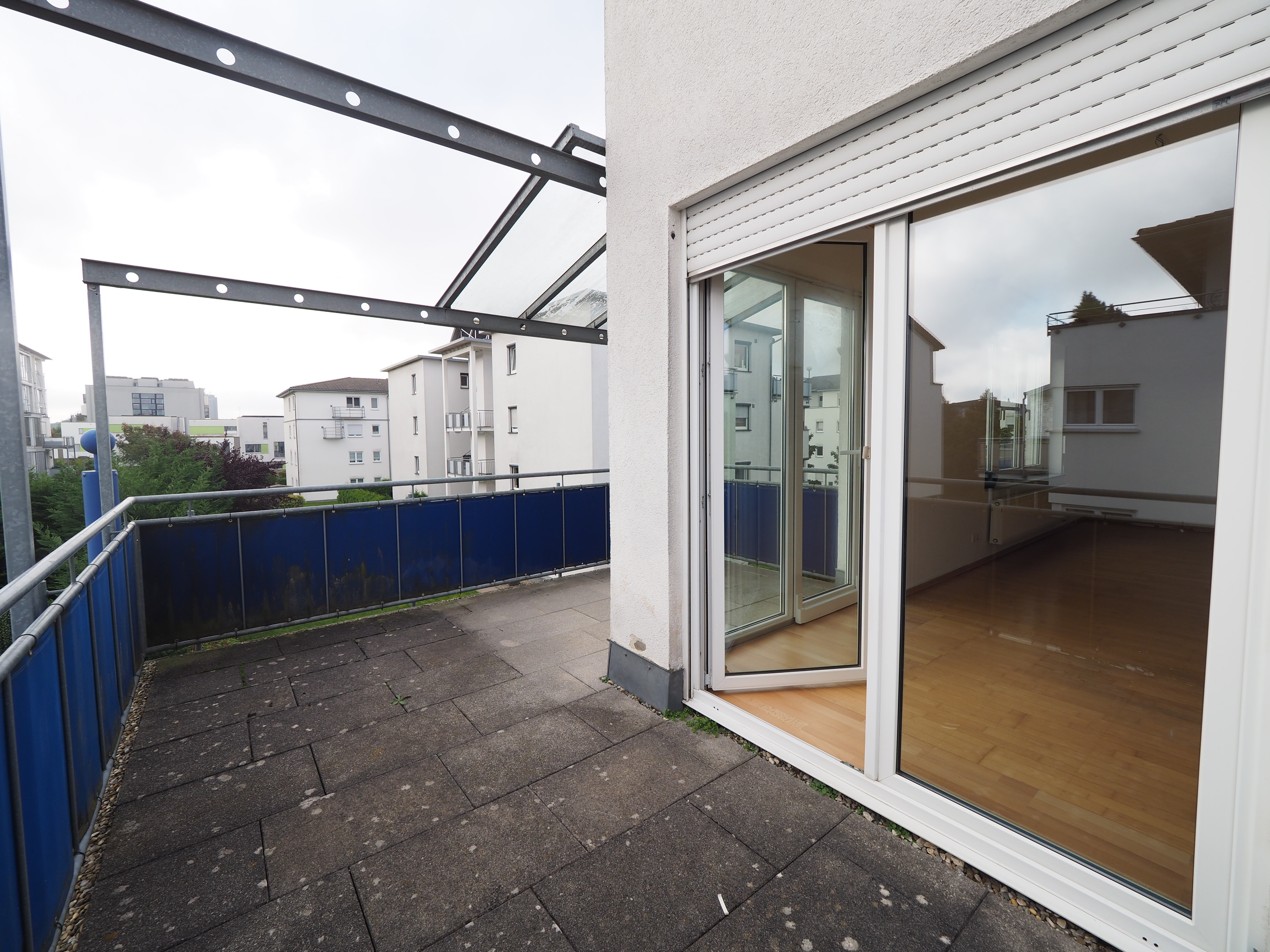 +WILEY+ Schicke Etagenwohnung mit 40 m² Wohnzimmer in ruhiger Wohnlage – 89231 Neu-Ulm, 89231 Neu-Ulm – Vorschaubild 11