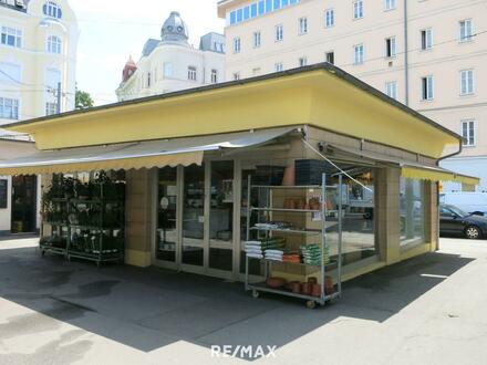 Marktstand am Karmelitermarkt !