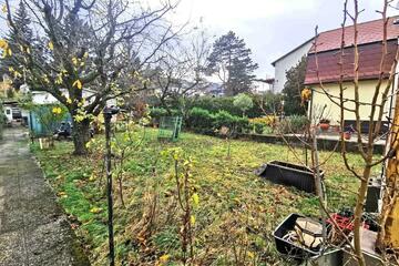 Rückseite vom Haus und 2.ter Zugang