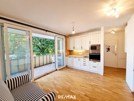 wunderschöne 2-Zimmerwohnung mit großer Freifläche