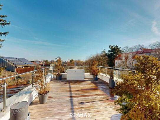 HAUS MIT GROßER DACHTERRASSE