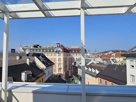 Luxuriöses Penthouse mit Dachterrassen und Panoramablick in Zentrumsnähe