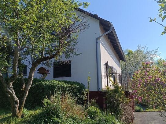 Einfamilienhaus in sonniger Lage mit herrlicher Aussicht in Edelschrott!