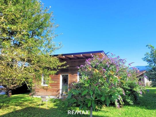 Wochenendhaus / Grundstück am ruhigen Stadtrand und in sonniger Lage