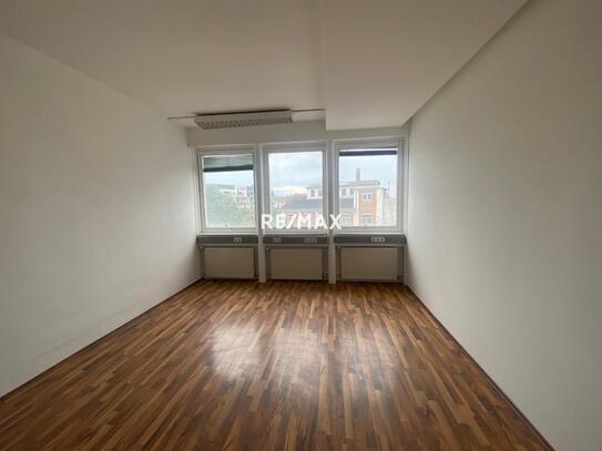 Büro mit 21m²