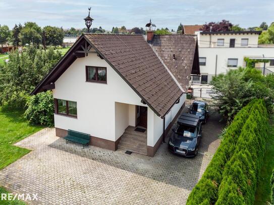 Einfamilienhaus mit Nebengebäude in Feldkirchen bei Graz