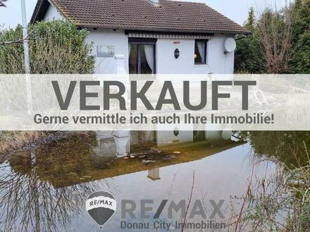 "Haus mit Schwimmteich"