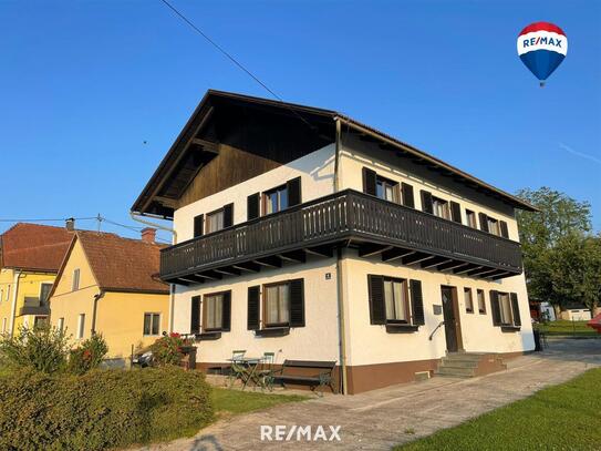 Gepflegtes Familienhaus mit Dachterrasse und Doppelgarage