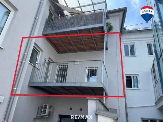 Ruhige 2-Raum-Wohnung mit großzügigem Balkon im Zentrum